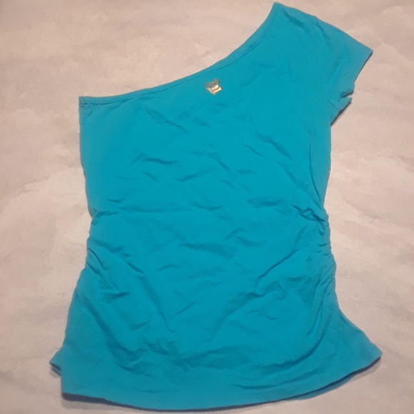 *SOLD* 3/$10 🛍️ Rocawear One Shoulder Top - Picture 2 of 5